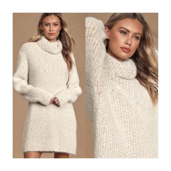 NWT Lulu’s size small Sweet Whispers eyelash turtleneck sweater dress - Picture 1 of 5